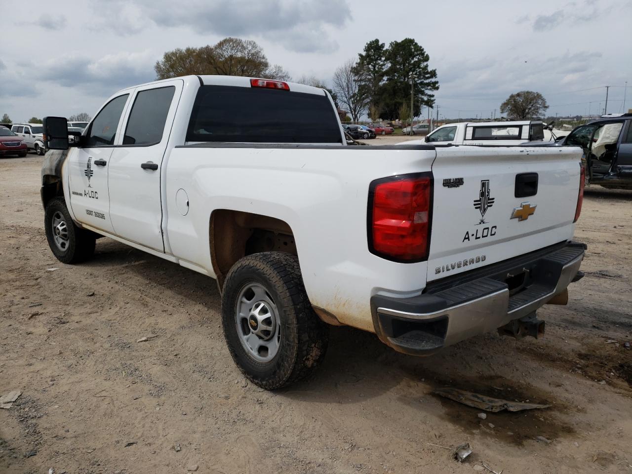 Фото 3 с аукциона – 2015 CHEVROLET SILVERADO с VIN 1GC1CUE8XFF647917