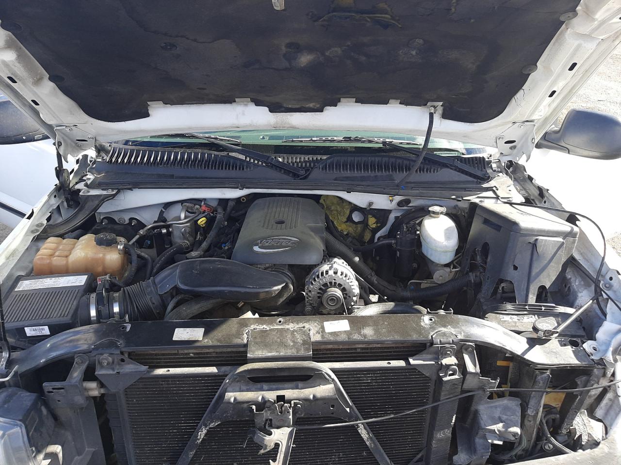 Photo 7 from auction – 2004 CHEVROLET SILVERADO with VIN 2GCEC19V241317919