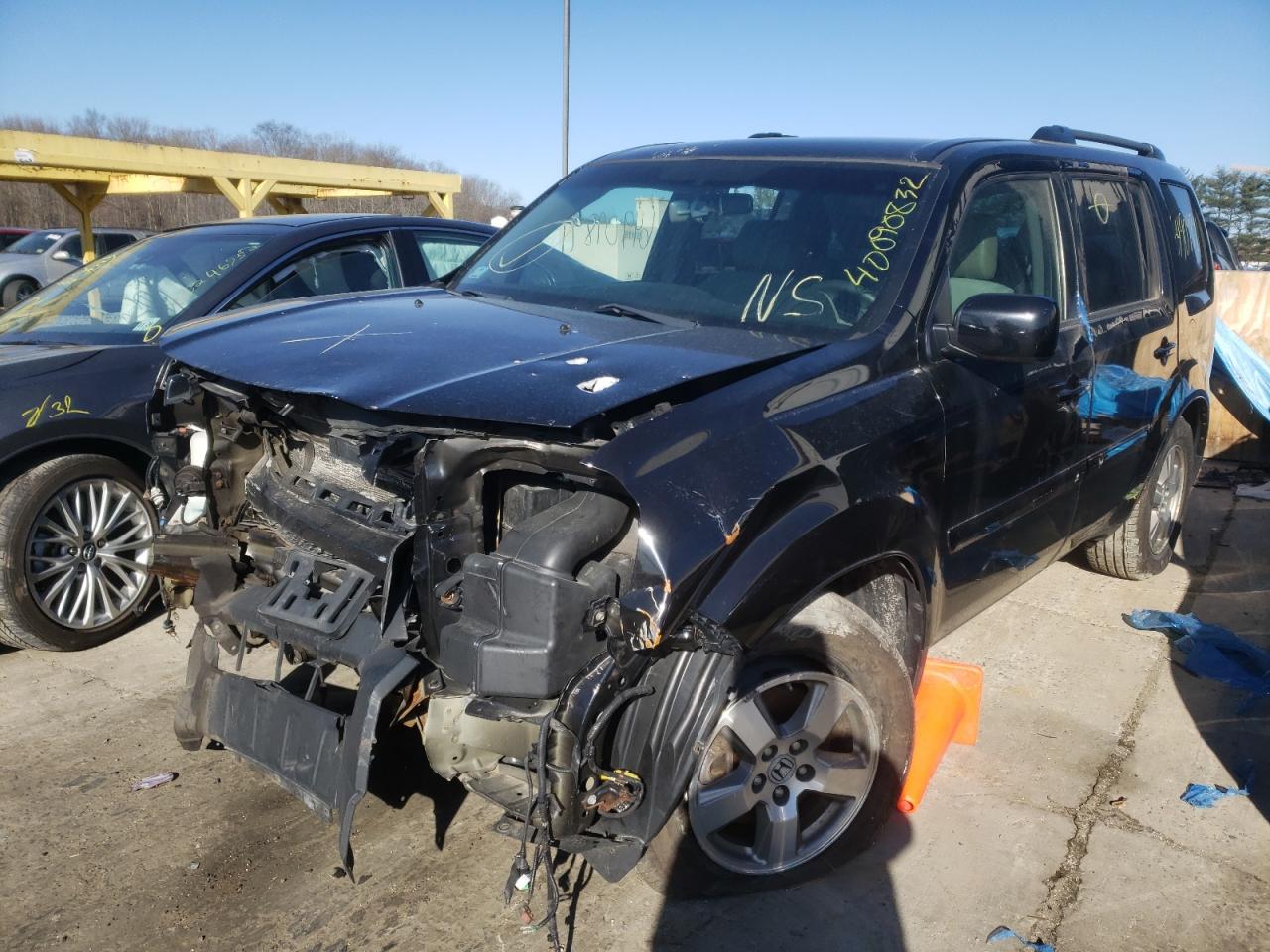 Photo 2 from auction – 2011 HONDA PILOT EX with VIN 5FNYF4H41BB028488