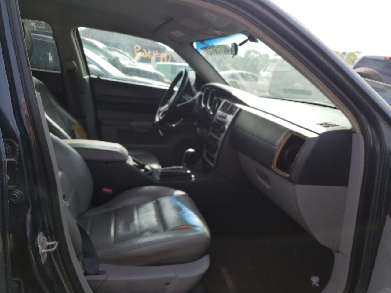 Photo 5 from auction – 2007 DODGE MAGNUM SXT with VIN 2D4FV47V67H735045