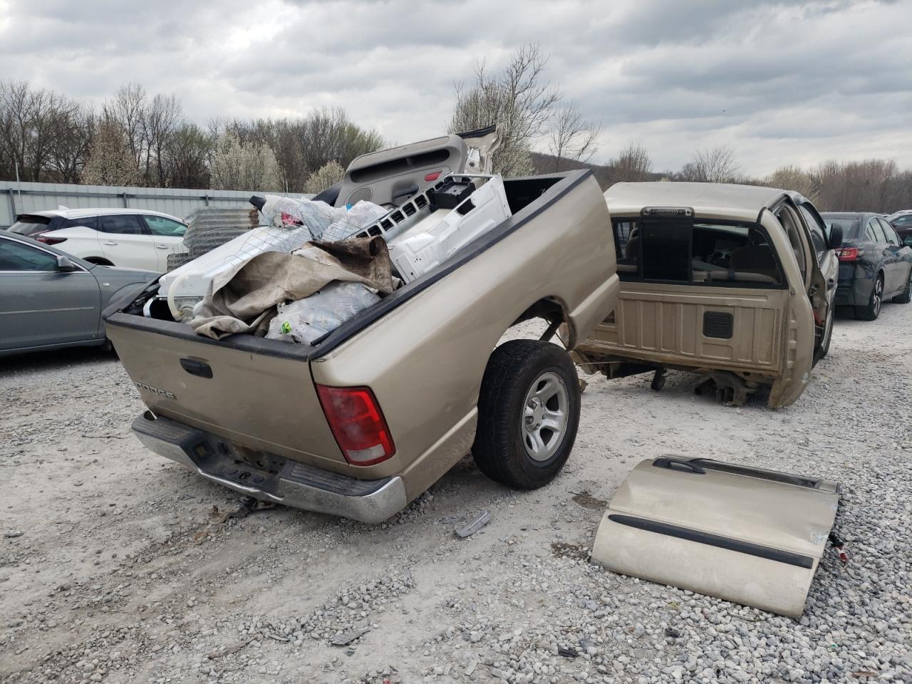 Фото 4 с аукциона – 2002 DODGE RAM 1500 с VIN 3D7HA18Z32G148284