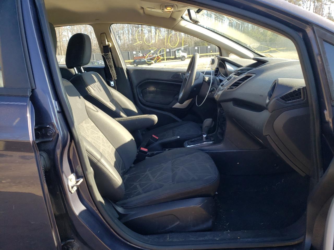 Photo 5 from auction – 2012 FORD FIESTA SE with VIN 3FADP4EJ7CM145503