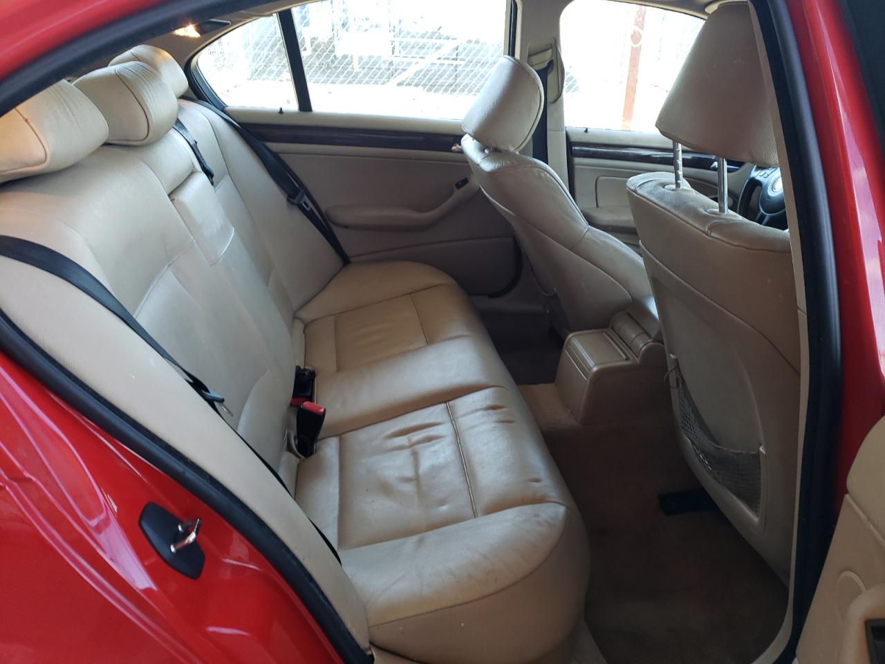 Photo 6 from auction – 2003 BMW 325I with VIN WBAET374X3NJ41282