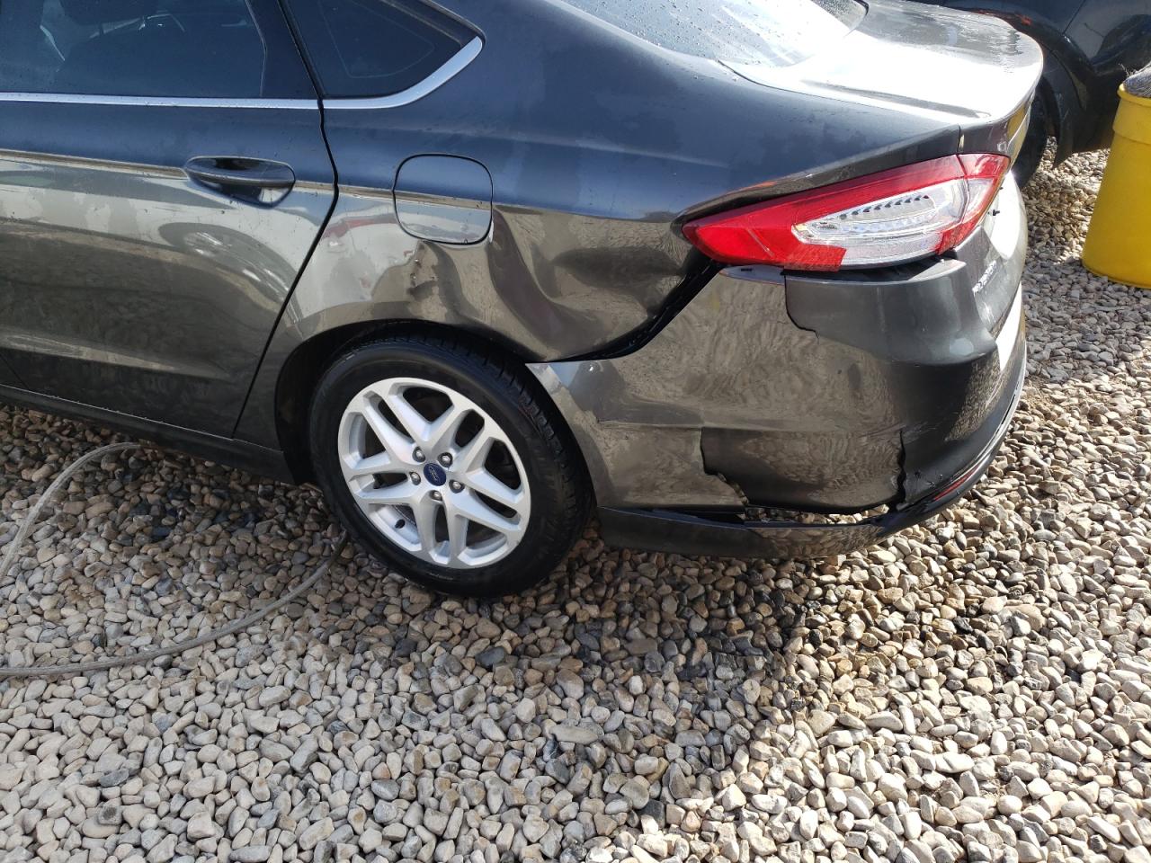 Photo 9 from auction – 2016 FORD FUSION SE with VIN 3FA6P0H73GR330352