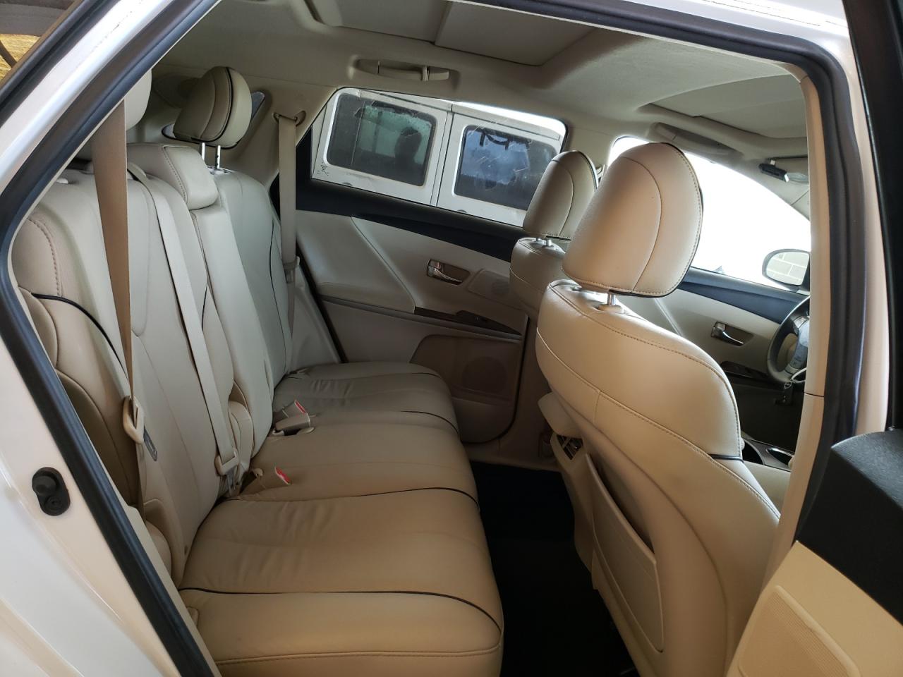 Photo 6 from auction – 2010 TOYOTA VENZA with VIN 4T3ZK3BB2AU030373