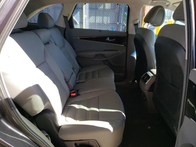 Photo 6 from auction – 2016 KIA SORENTO EX with VIN 5XYPH4A18GG048372