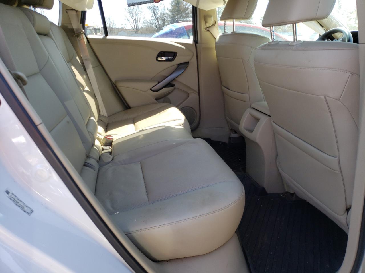 Photo 6 from auction – 2015 ACURA RDX TECHNO with VIN 5J8TB4H59FL015751
