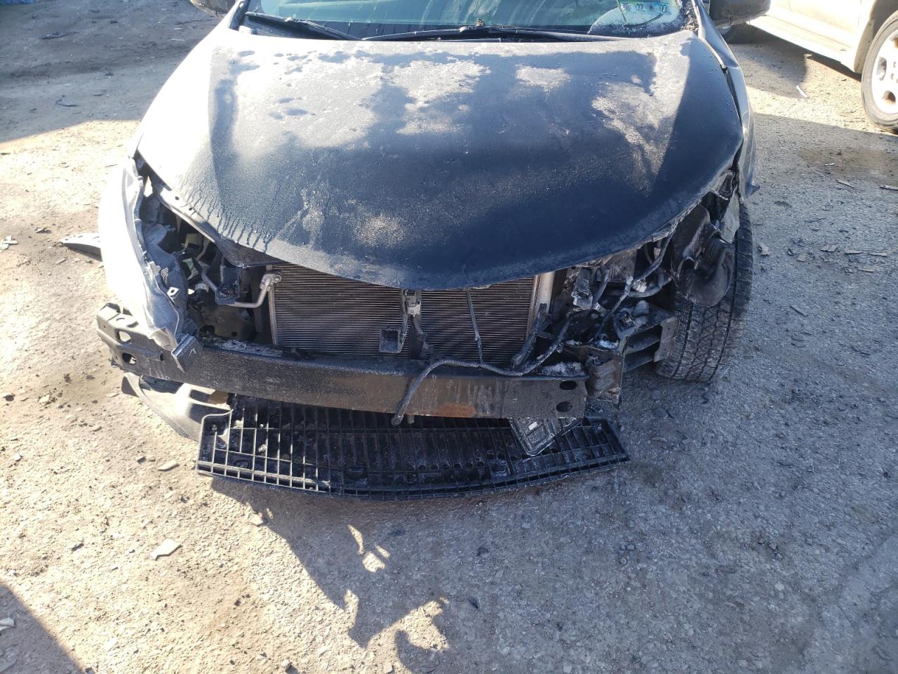 Photo 9 from auction – 2018 TOYOTA COROLLA L with VIN 2T1BURHE3JC075204