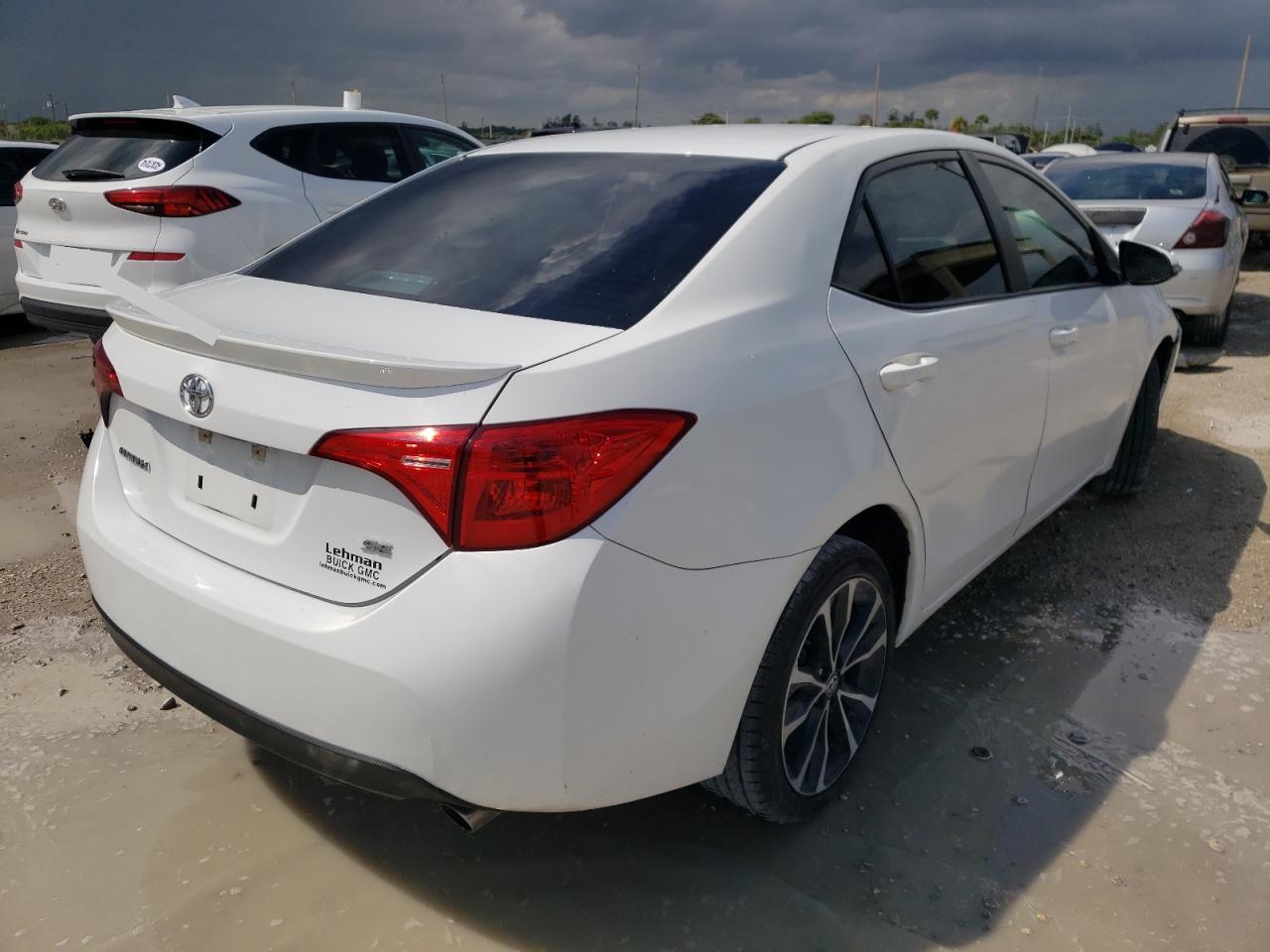 Photo 4 from auction – 2018 TOYOTA COROLLA L with VIN 5YFBURHE5JP770803