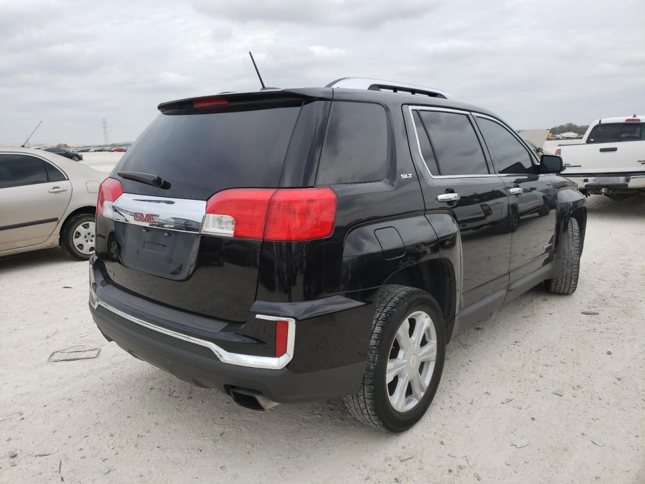 Photo 4 from auction – 2016 GMC TERRAIN SL with VIN 2GKFLPE30G6120853