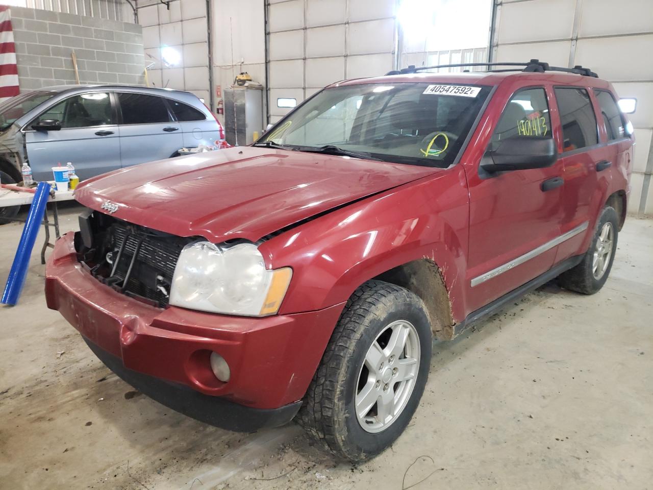 Photo 2 from auction – 2005 JEEP GRAND CHER with VIN 1J4GR48K75C626940