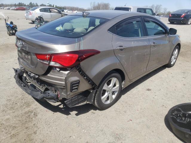 Photo 4 from auction – 2016 HYUNDAI ELANTRA SE with VIN 5NPDH4AE8GH698334
