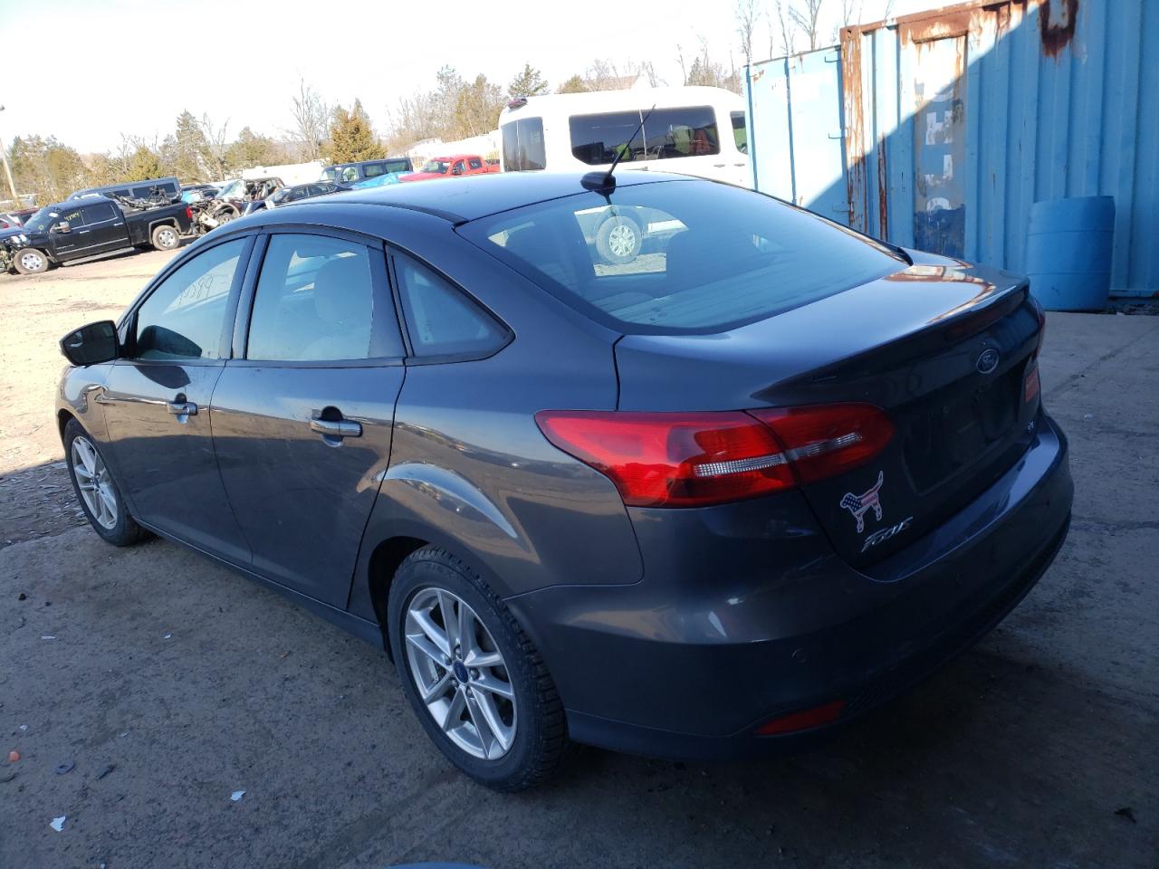 Photo 3 from auction – 2015 FORD FOCUS SE with VIN 1FADP3F22FL381418