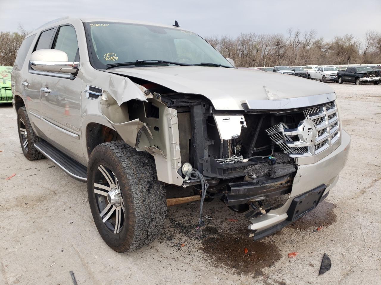 Photo 9 from auction – 2007 CADILLAC ESCALADE L with VIN 1GYFK63877R240929