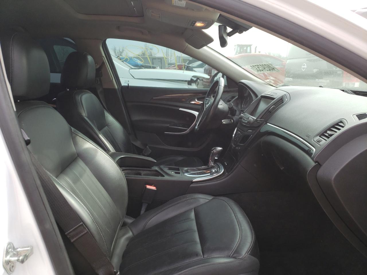 Photo 5 from auction – 2014 BUICK REGAL with VIN 2G4GL5EX8E9226479