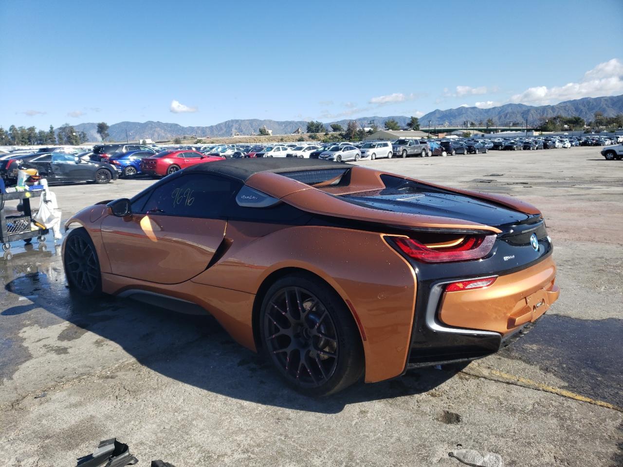 Photo 3 from auction – 2019 BMW I8 with VIN WBY2Z6C5XK7D38462