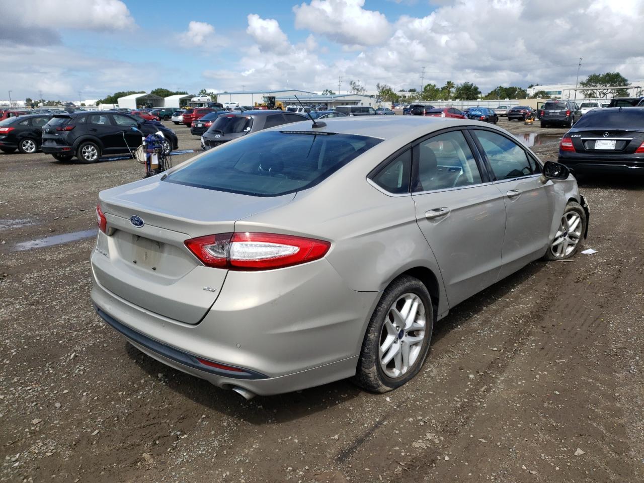 Photo 4 from auction – 2016 FORD FUSION SE with VIN 3FA6P0H7XGR134893