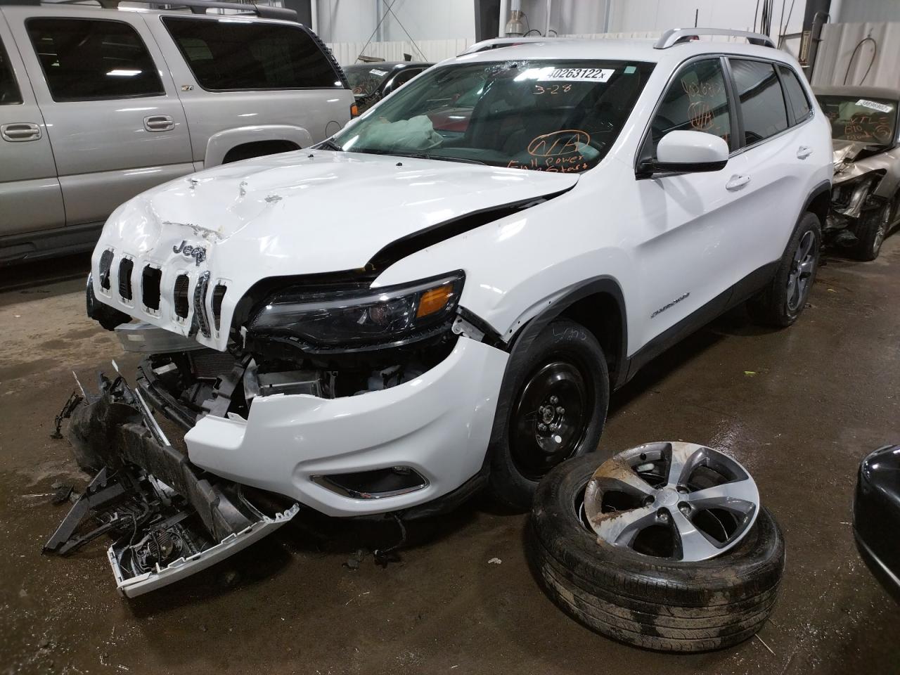 Foto 2 de la subasta – 2019 JEEP CHEROKEE L con VIN 1C4PJMDX8KD491908