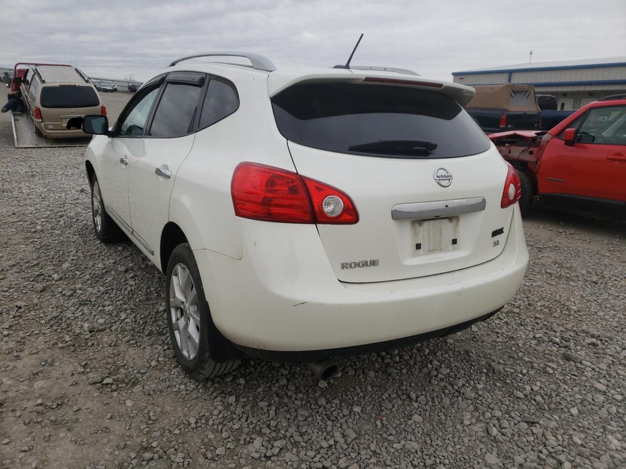 Photo 3 from auction – 2012 NISSAN ROGUE S with VIN JN8AS5MT7CW302116