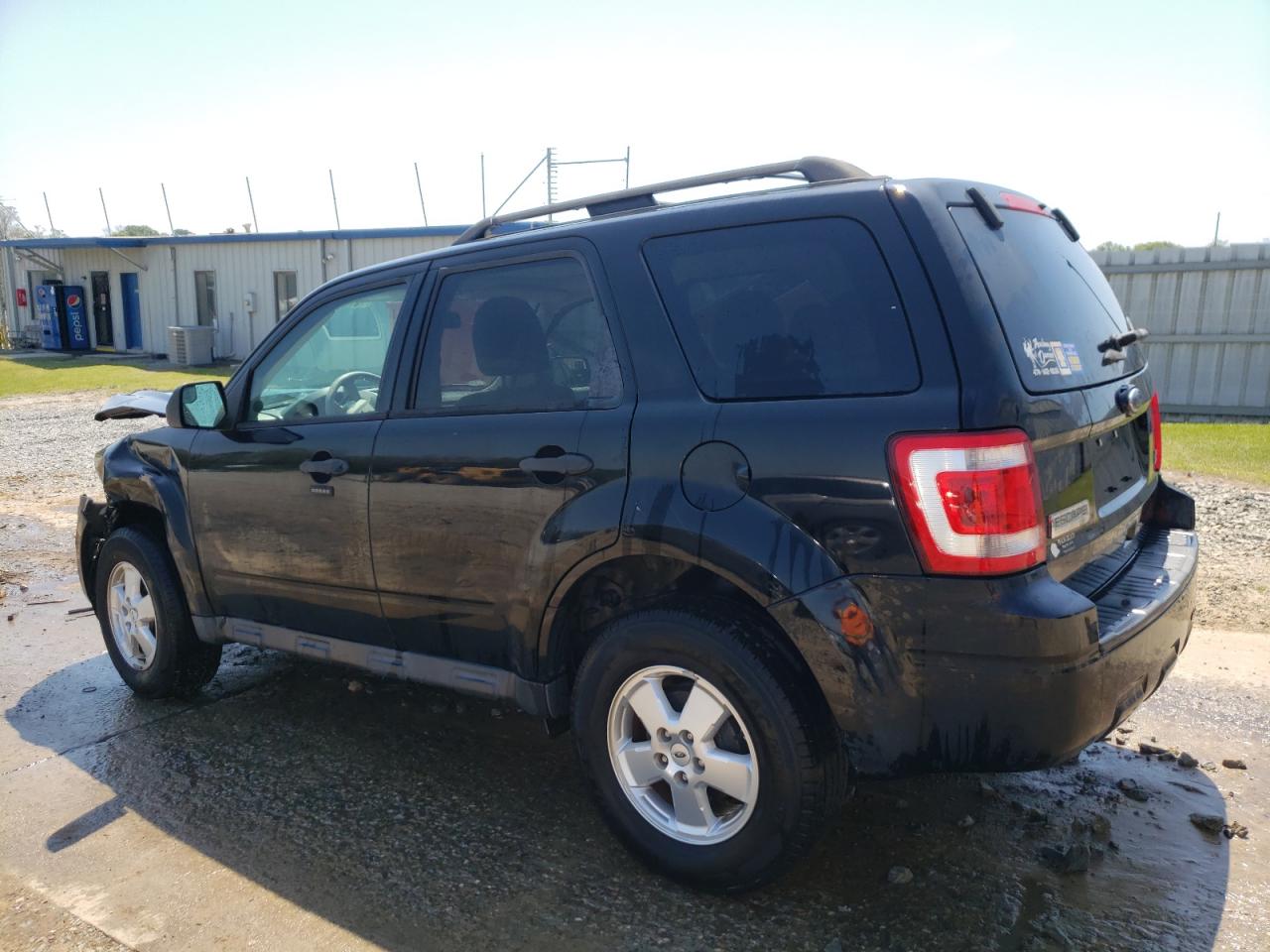 Photo 3 from auction – 2012 FORD ESCAPE XLT with VIN 1FMCU0DG7CKA92933