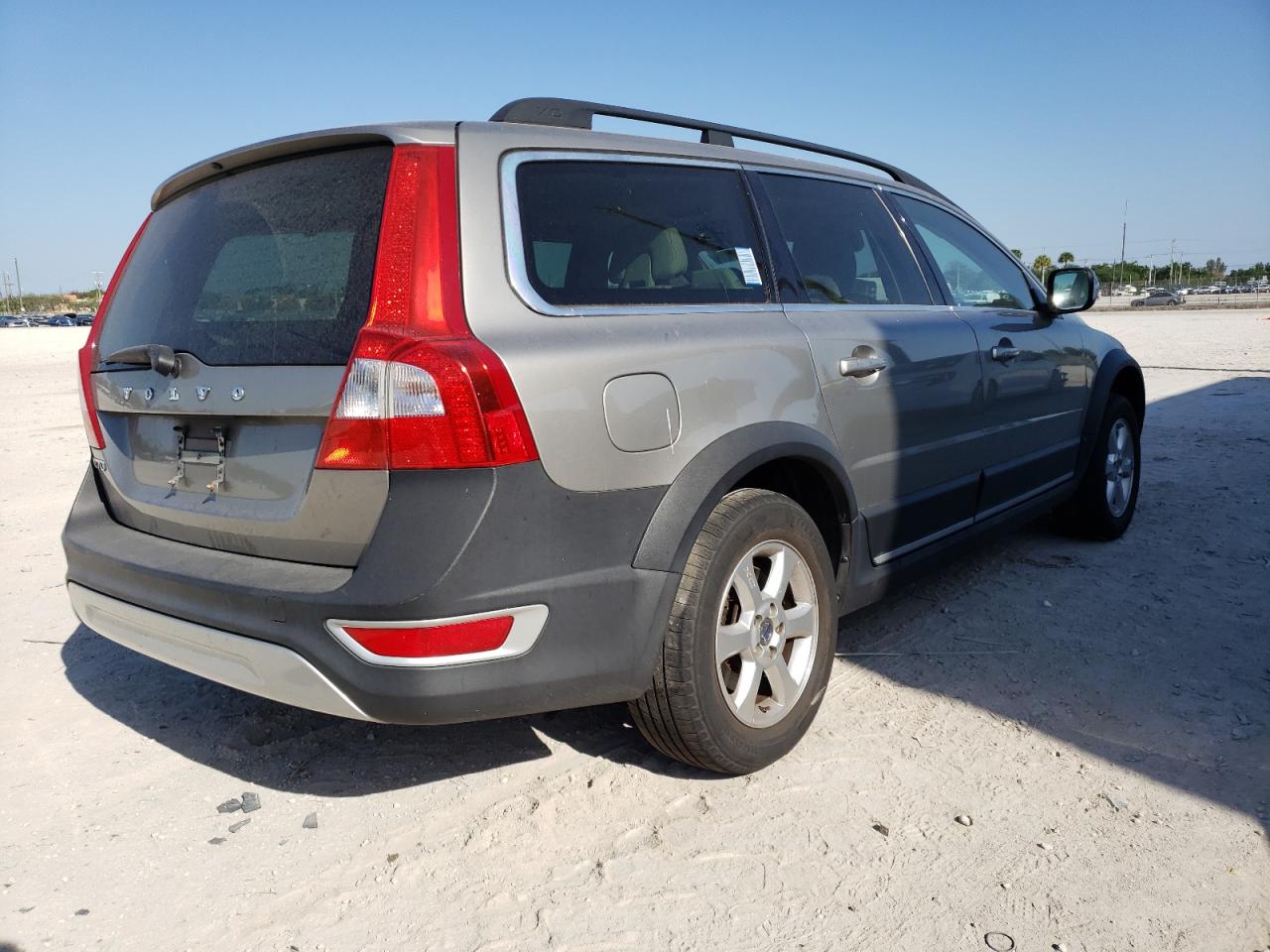 Photo 4 from auction – 2012 VOLVO XC70 3.2 with VIN YV4940BL2C1127797