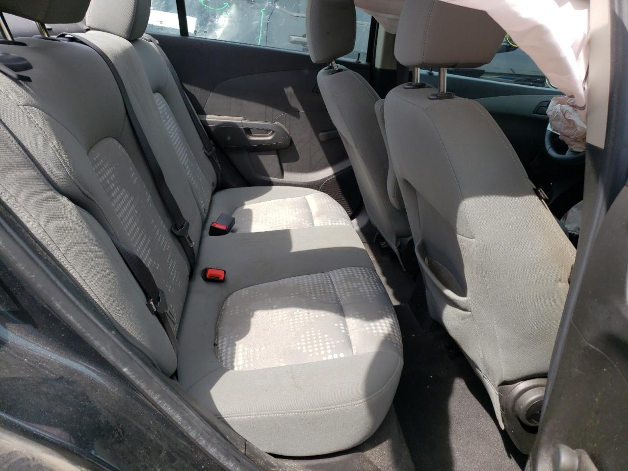 Photo 6 from auction – 2018 CHEVROLET SONIC LS with VIN 1G1JB5SH5J4120006