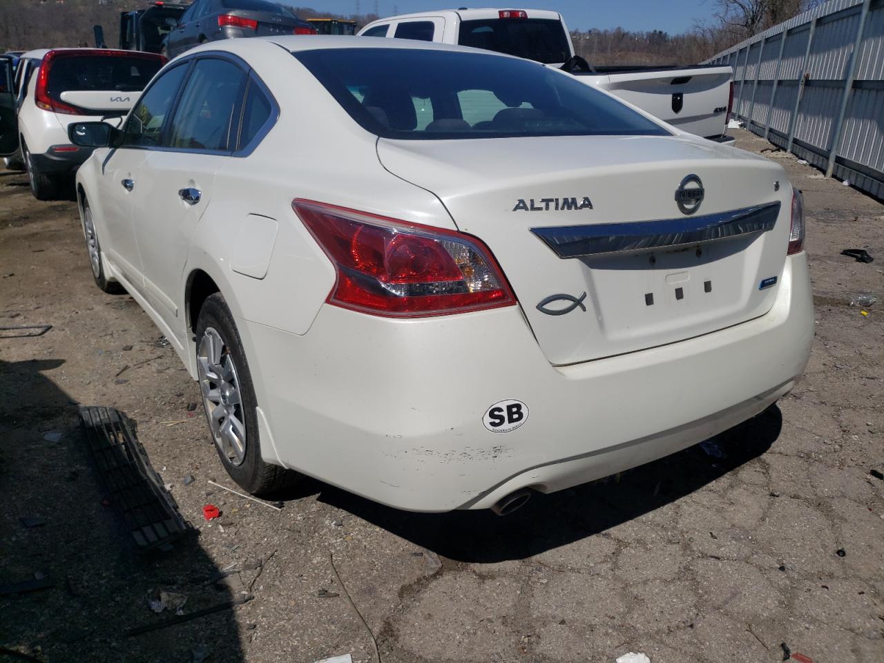 Photo 3 from auction – 2013 NISSAN ALTIMA 2.5 with VIN 1N4AL3AP9DN571087
