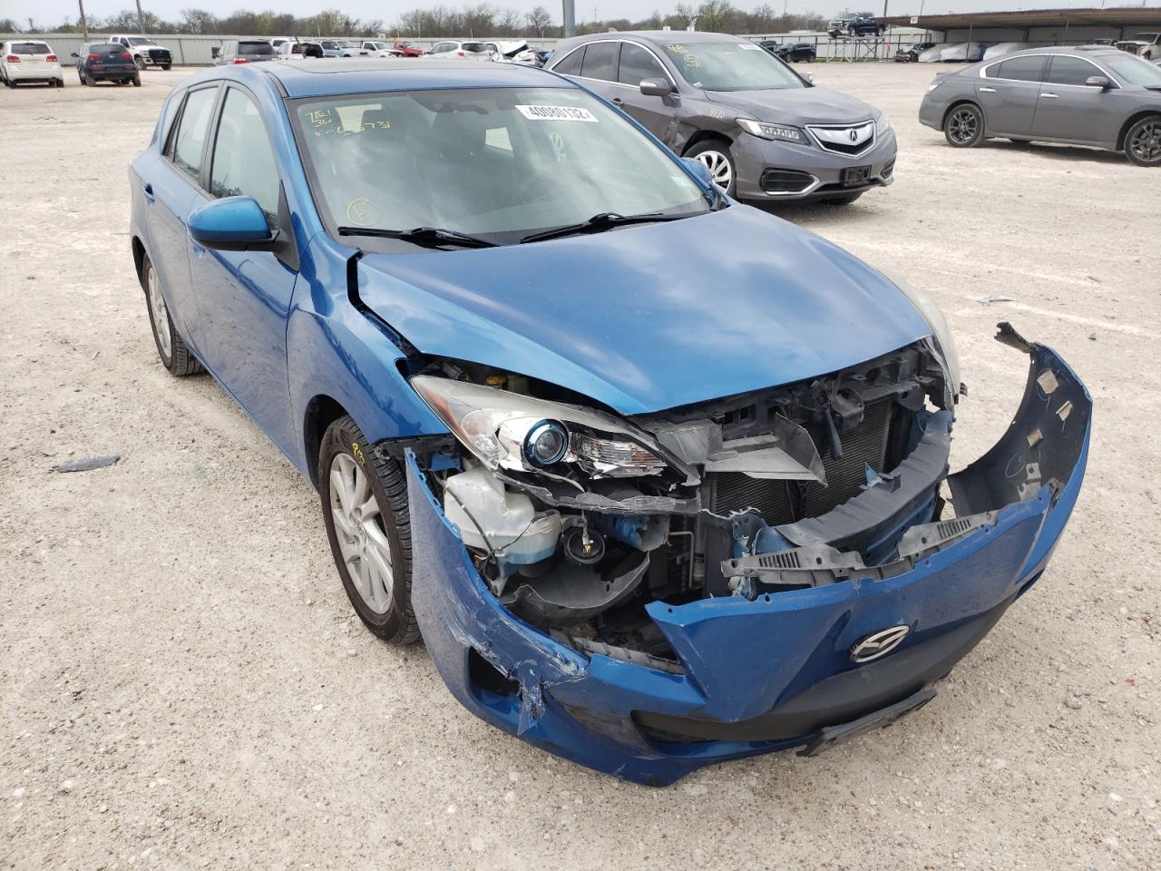 MAZDA 3 I 2012 with VIN JM1BL1M7XC1673731 - Photo from auction