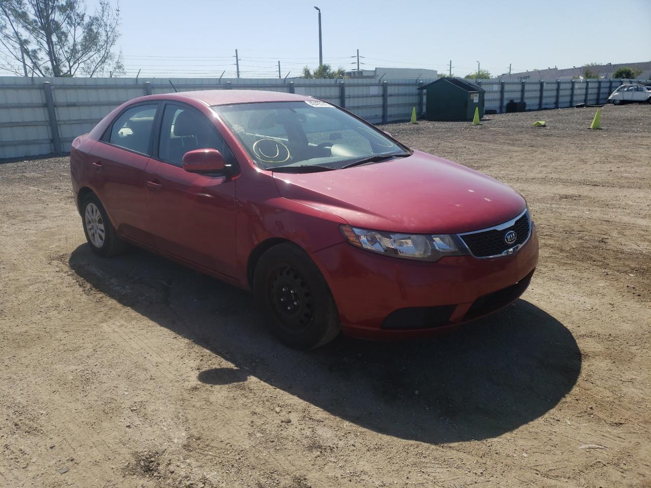 KIA FORTE EX 2013 with VIN KNAFU4A24D5665883 - Photo from auction