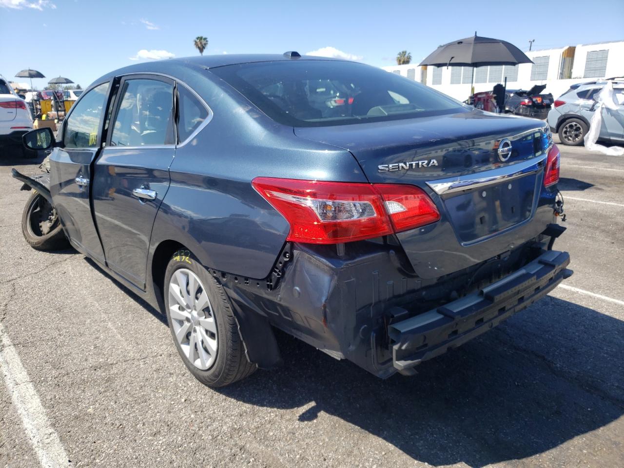 Photo 3 from auction – 2017 NISSAN SENTRA S with VIN 3N1AB7AP7HL639030