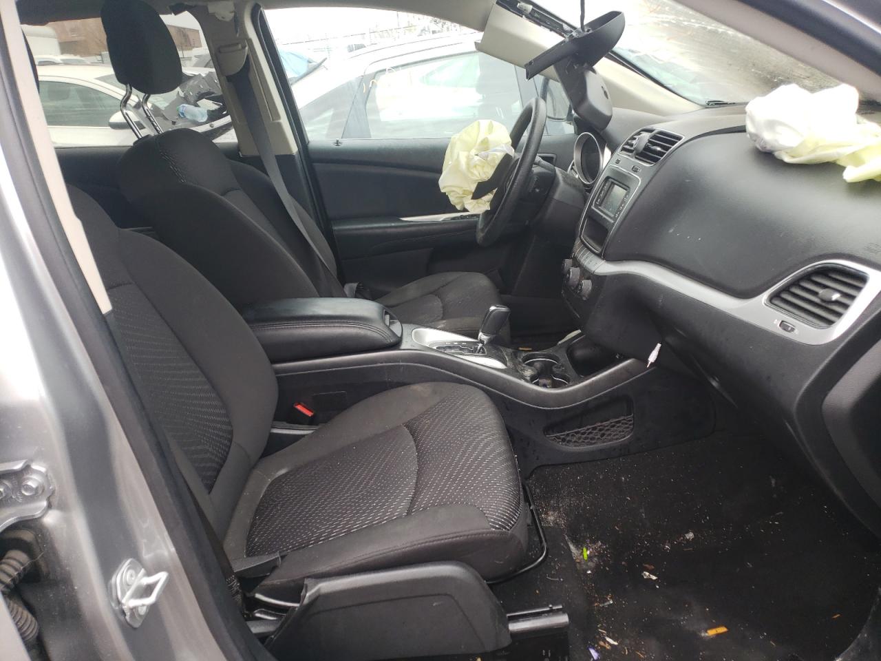 Photo 5 from auction – 2018 DODGE JOURNEY SE with VIN 3C4PDCAB3JT384283