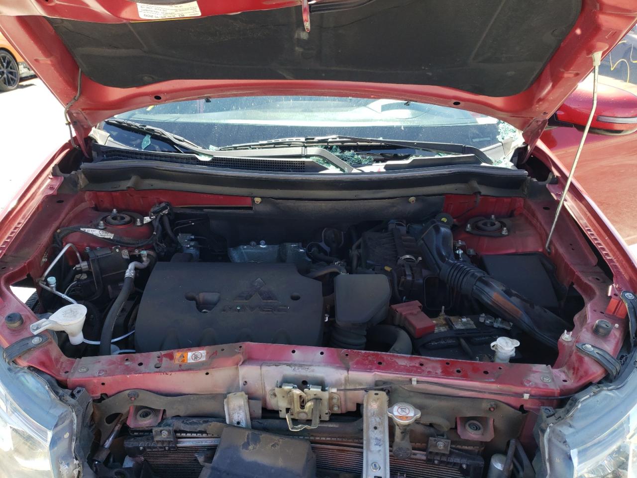 Photo 7 from auction – 2015 MITSUBISHI OUTLANDER with VIN JA4AD3A3XFZ010133