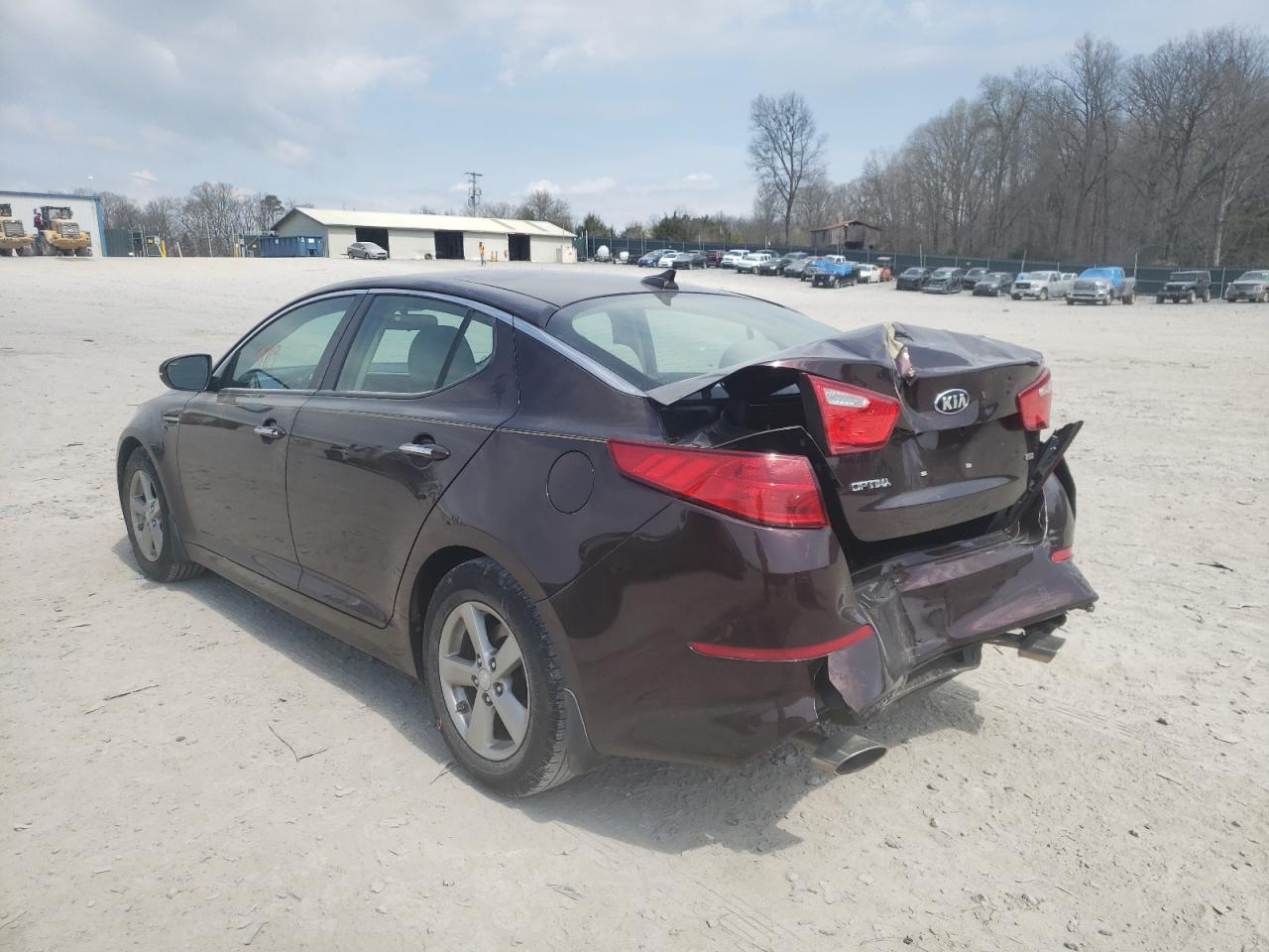 Photo 3 from auction – 2015 KIA OPTIMA LX with VIN 5XXGM4A7XFG364553