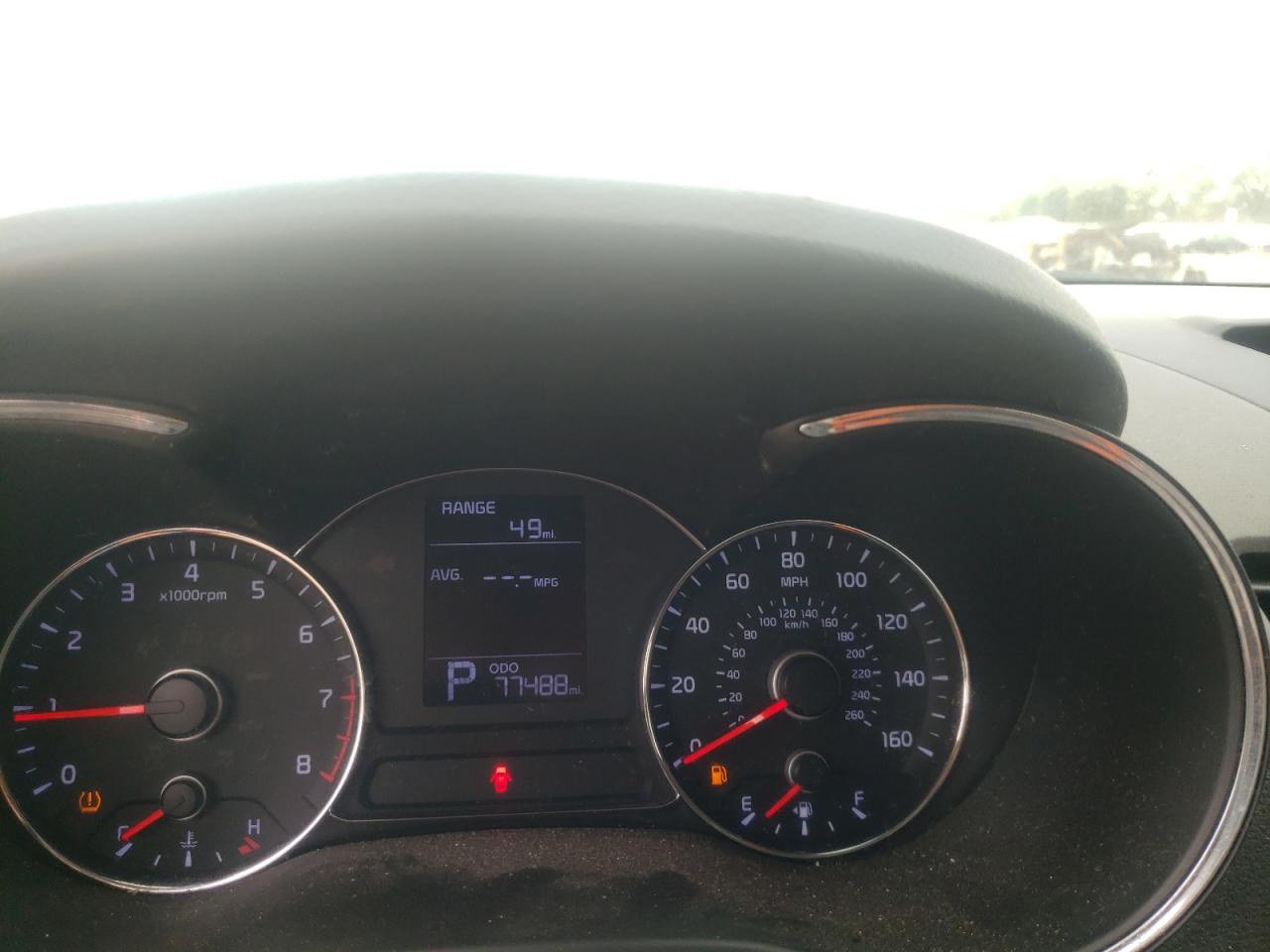 Photo 8 from auction – 2016 KIA FORTE LX with VIN KNAFK4A69G5564223