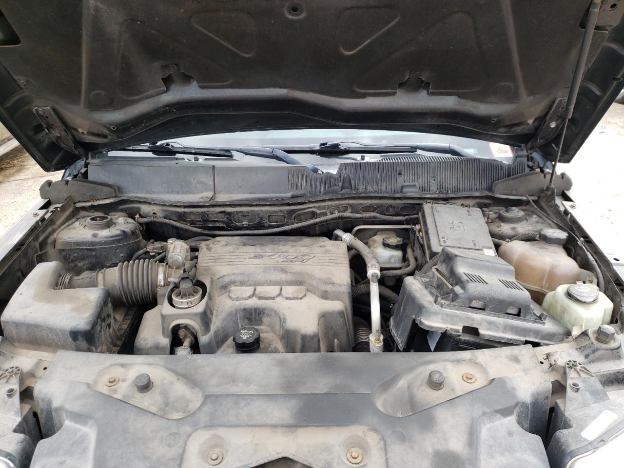 Photo 7 from auction – 2008 PONTIAC TORRENT with VIN 2CKDL33F686319585