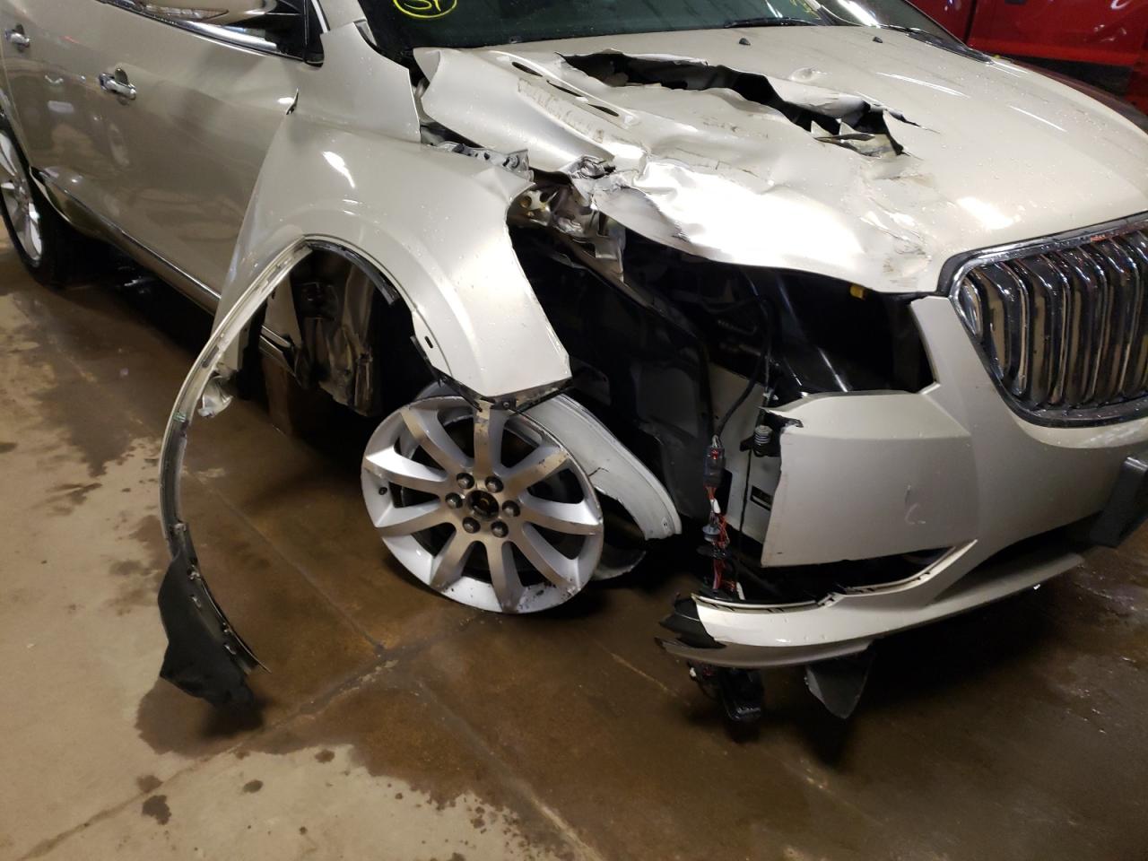 Photo 9 from auction – 2015 BUICK ENCLAVE with VIN 5GAKVCKD8FJ364909