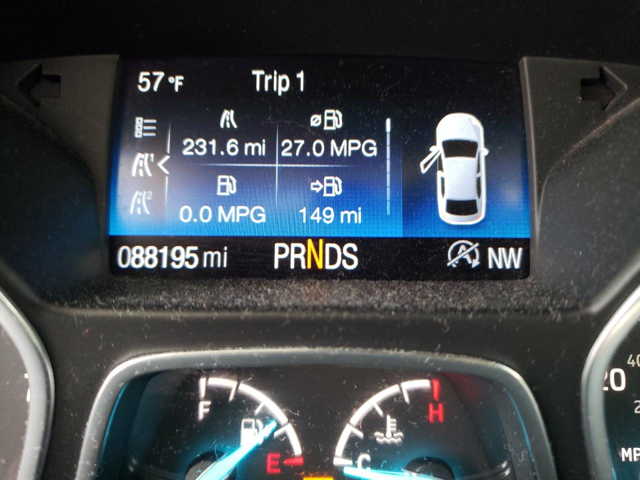 Photo 8 from auction – 2017 FORD ESCAPE SE with VIN 1FMCU0G96HUE13028