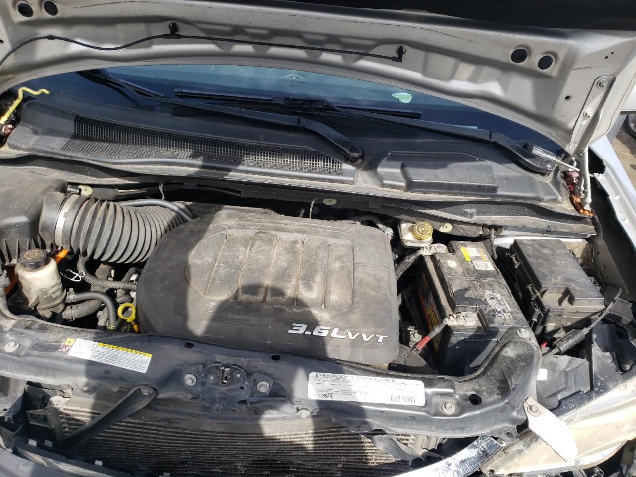 Photo 7 from auction – 2012 CHRYSLER TOWN & COU with VIN 2C4RC1BG6CR162322