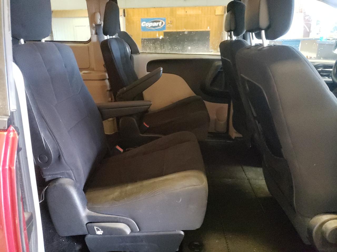 Photo 6 from auction – 2011 DODGE GRAND CARA with VIN 2D4RN4DG4BR743232