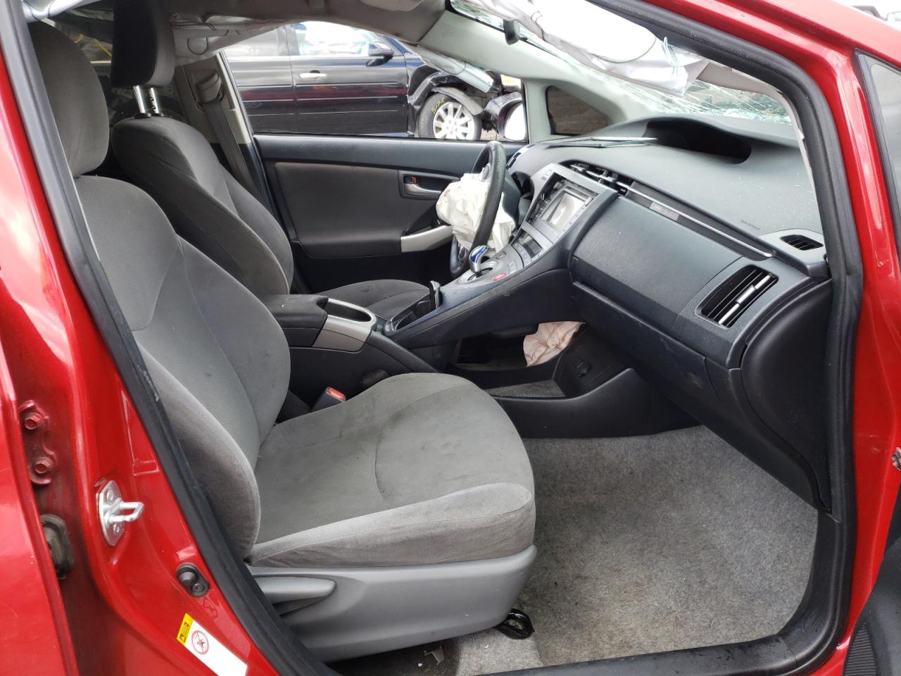 Photo 5 from auction – 2014 TOYOTA PRIUS with VIN JTDKN3DU5E1776456