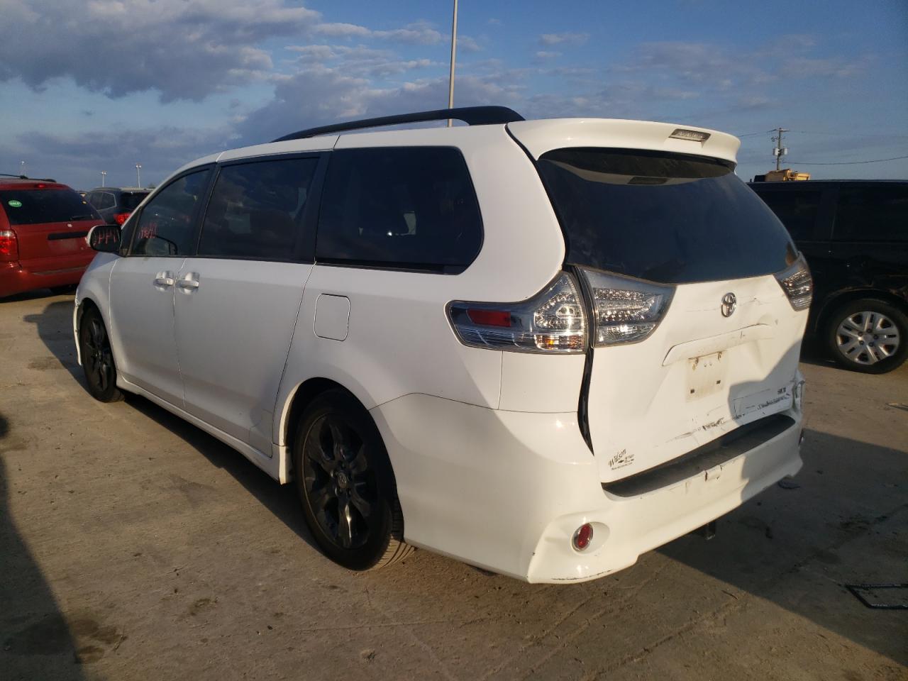 Photo 3 from auction – 2012 TOYOTA SIENNA SPO with VIN 5TDXK3DC0CS179026