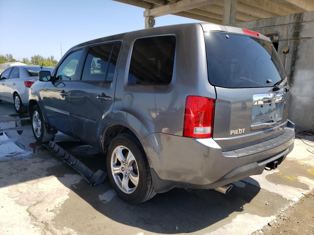 Photo 3 from auction – 2013 HONDA PILOT EXL with VIN 5FNYF3H59DB011654