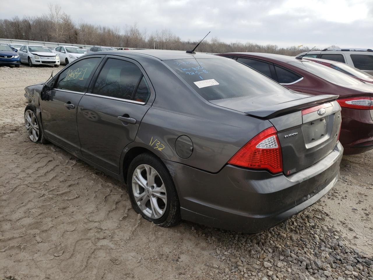 Photo 3 from auction – 2012 FORD FUSION SE with VIN 3FAHP0HA3CR376813