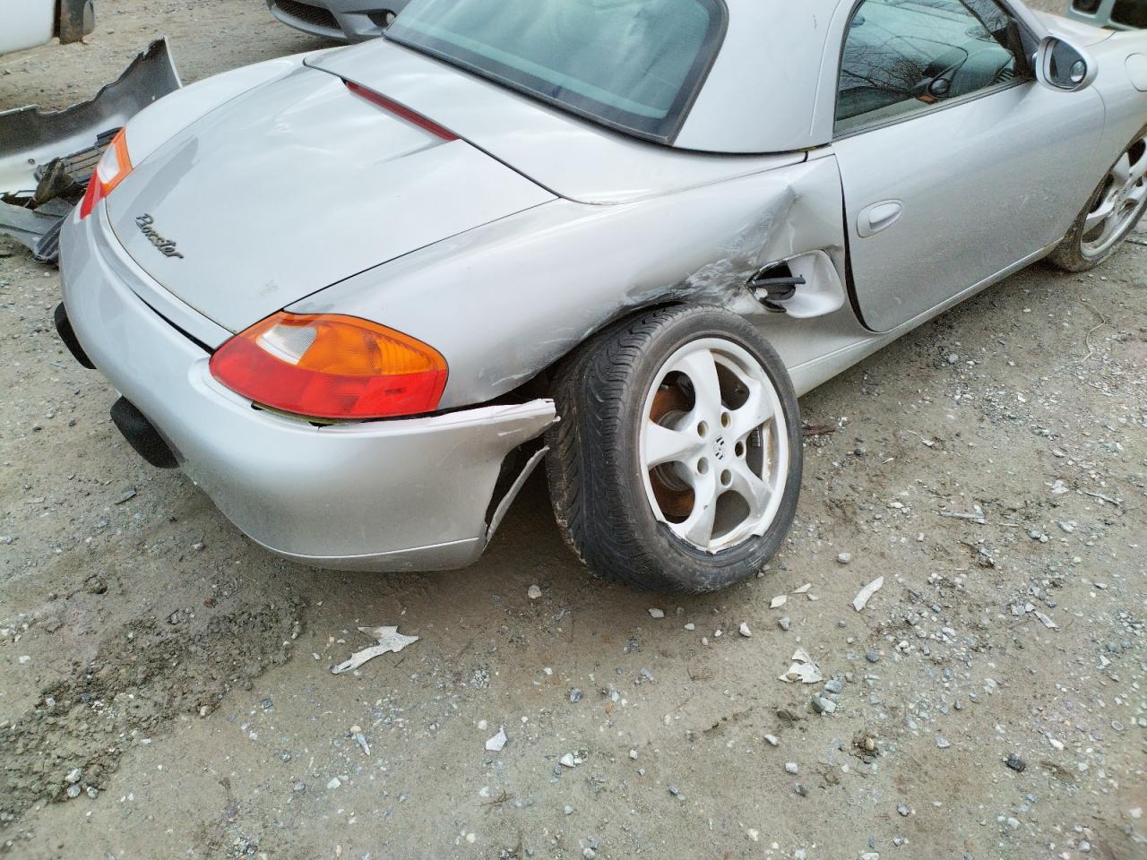 Photo 9 from auction – 2002 PORSCHE BOXSTER with VIN WP0CA29832U621453