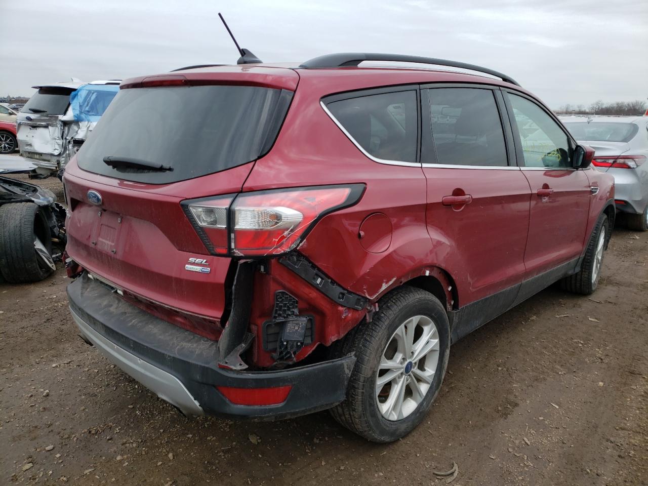 Photo 4 from auction – 2018 FORD ESCAPE SEL with VIN 1FMCU9HD5JUA90734