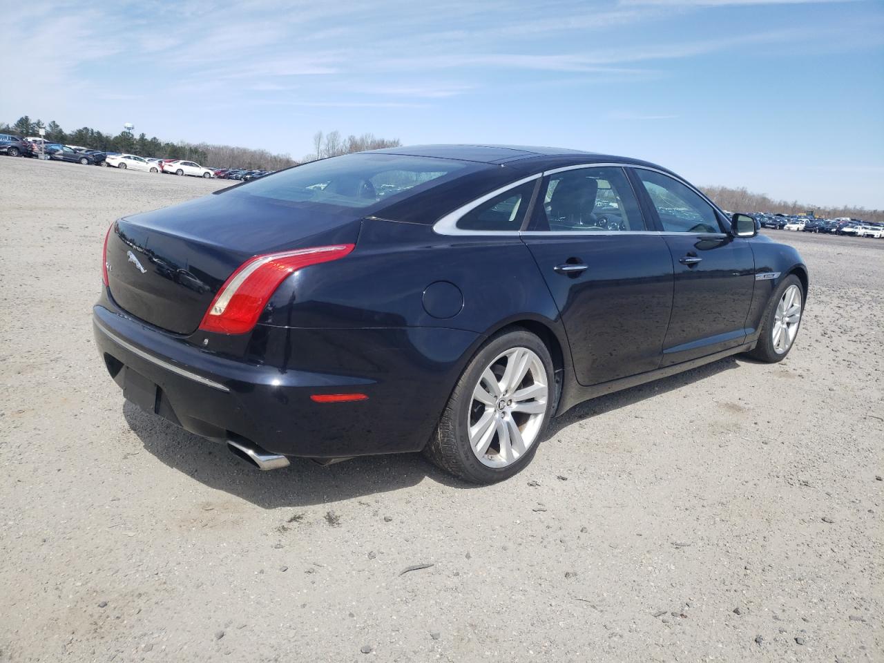 Photo 4 from auction – 2012 JAGUAR XJL with VIN SAJWA2GB7CLV23112