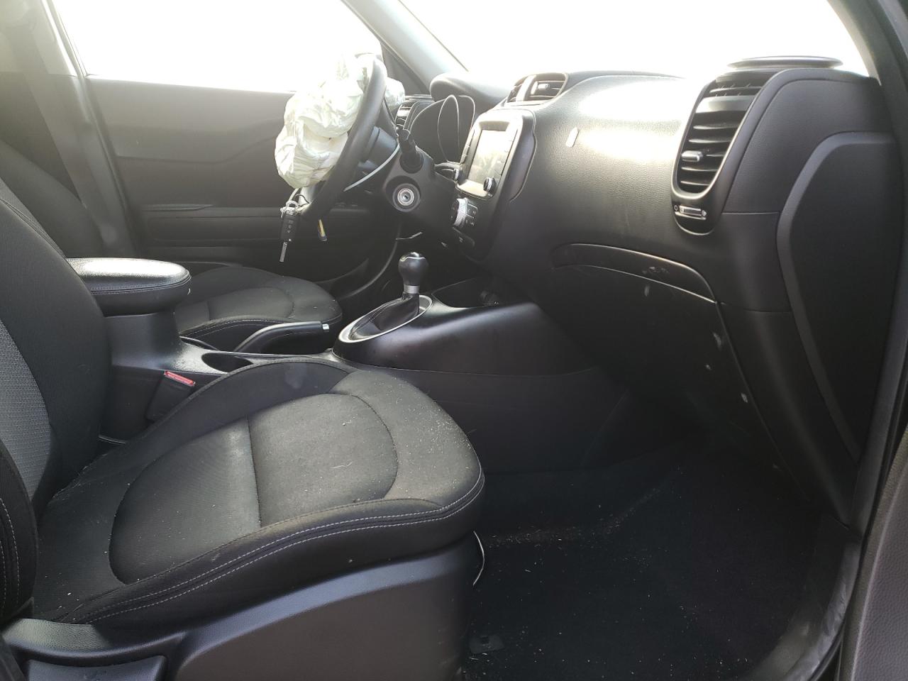 Photo 5 from auction – 2019 KIA SOUL + with VIN KNDJP3A57K7631866