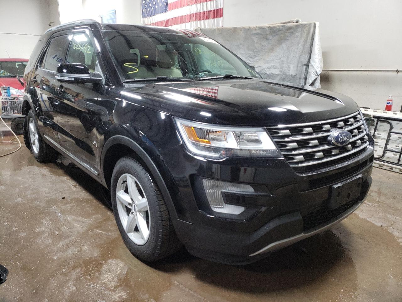 FORD EXPLORER X 2017 with VIN 1FM5K8D80HGD81216 - Photo from auction