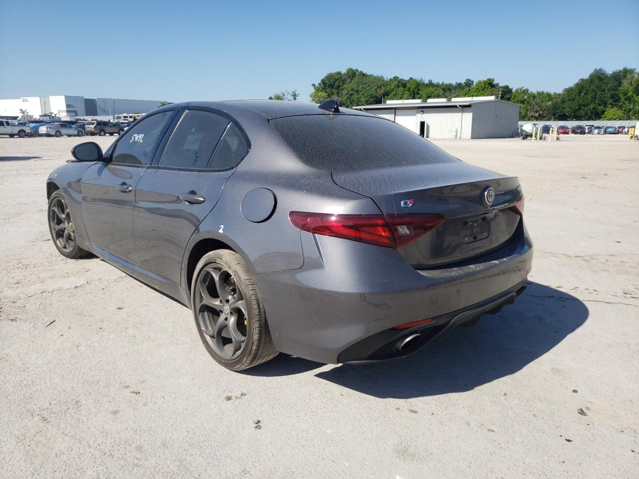 Photo 3 from auction – 2018 ALFA ROMEO GIULIA with VIN ZARFAEEN8J7563840