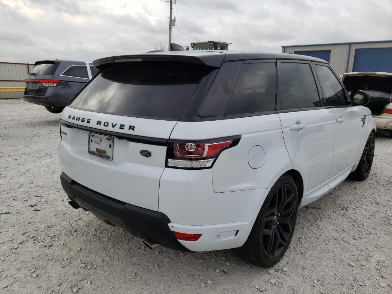 Photo 4 from auction – 2017 LAND ROVER RANGE ROVE with VIN SALWV2FVXHA691773